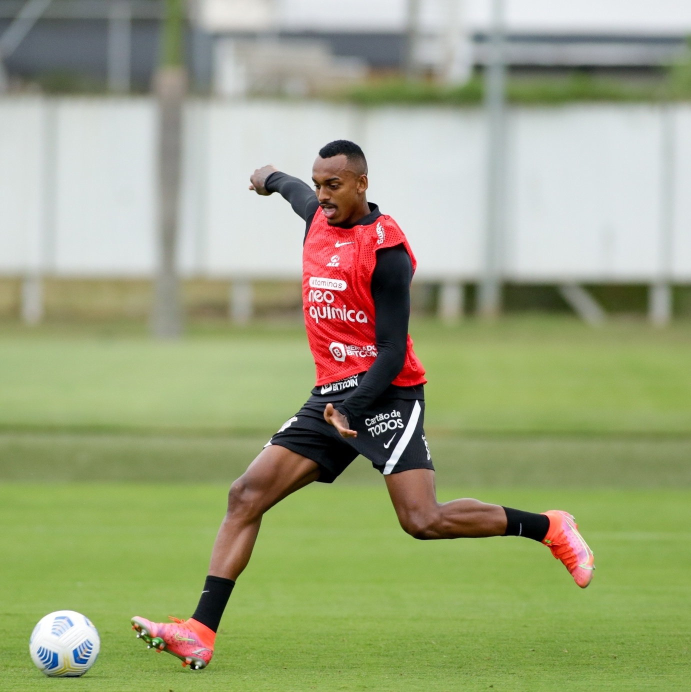 Sem João Victor, Raul Gustavo deve ganhar nova oportunidade no time titular 