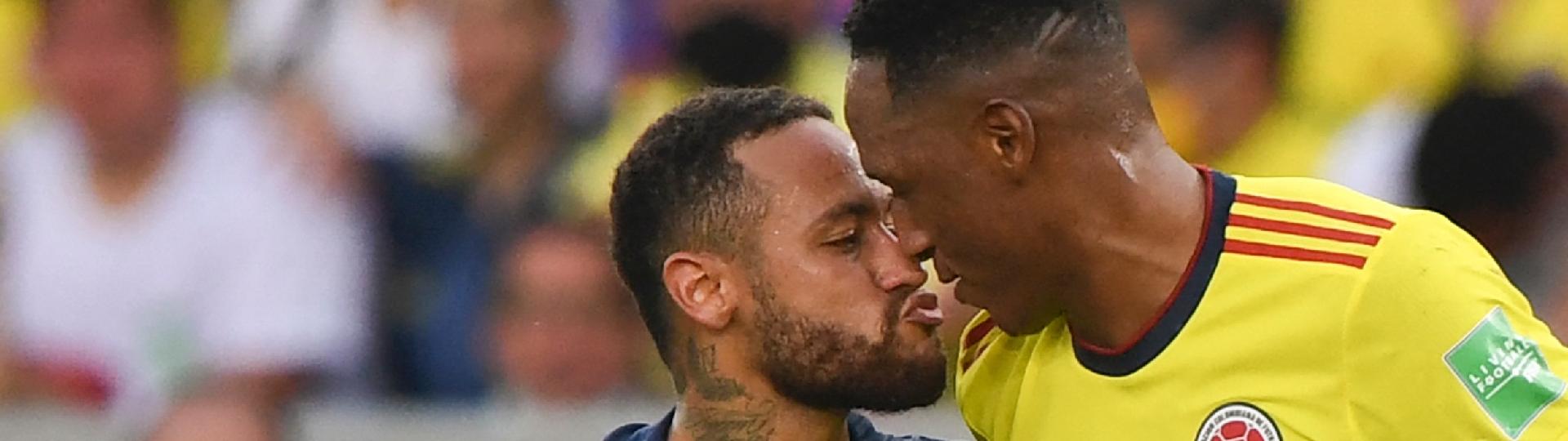 Neymar e Mina discutem em Colômbia x Brasil