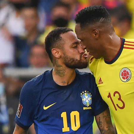 Neymar e Mina discutem em Colômbia x Brasil - JUAN BARRETO / AFP