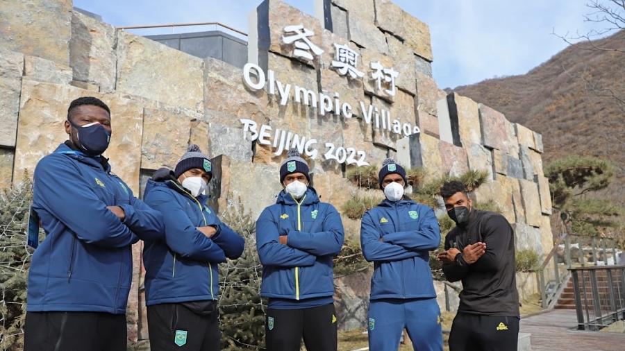 Equipe brasileira de bobsled na Vila Olímpica dos Jogos de Inverno de Pequim - Alexandre Castello Branco/COB