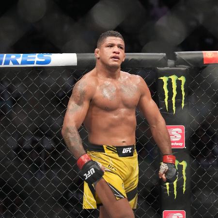 Gilbert Burns, o Durinho, em ação no UFC