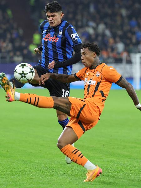 Kevin, atacante revelado pelo Deportivo Brasil e pelo Palmeiras, em ação pelo Shakhtar Donetsk
