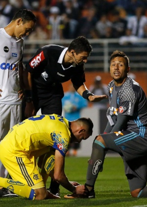 Defesa se perde em 20 dias, e Fla fica cada vez mais longe do título