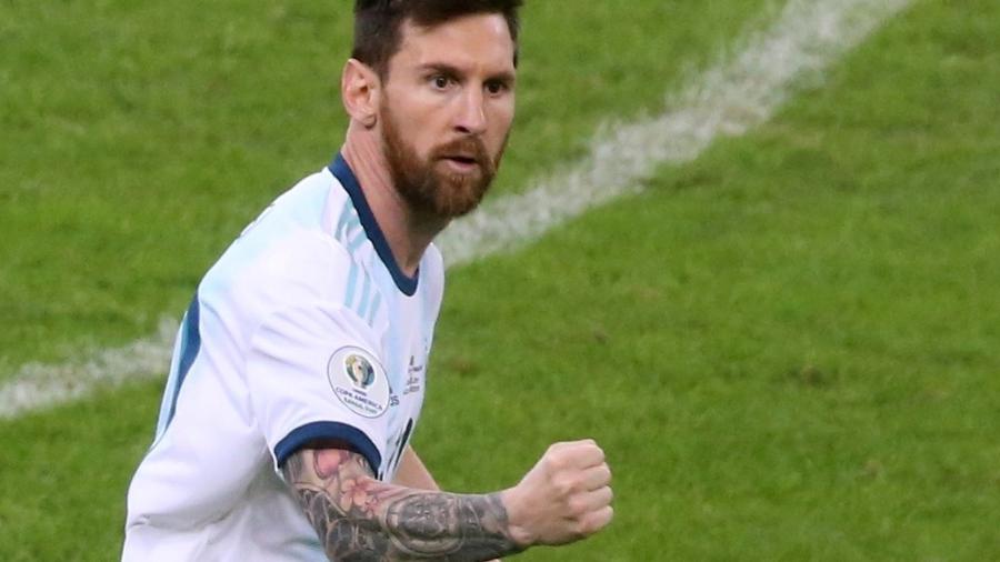 Messi comemora gol da Argentina contra Paraguai pela Copa América - REUTERS/Edgard Garrido