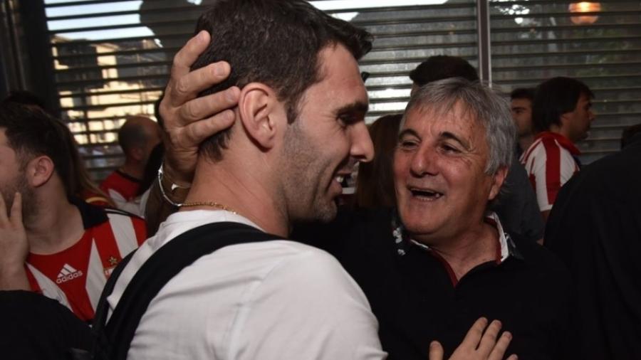 Mauro Boselli durante festa de inauguração do estádio do Estudiantes - Divulgação/Estudiantes