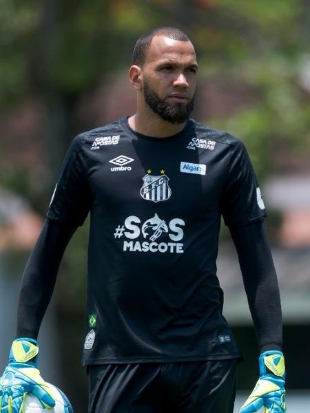 Everson, goleiro do Santos - Ivan Storti/UHLsport