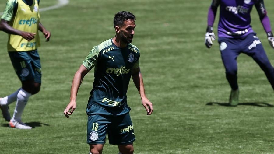 Zagueiro Luan treina no Palmeiras depois de se recuperar de lesão - Cesar Greco/SE Palmeiras