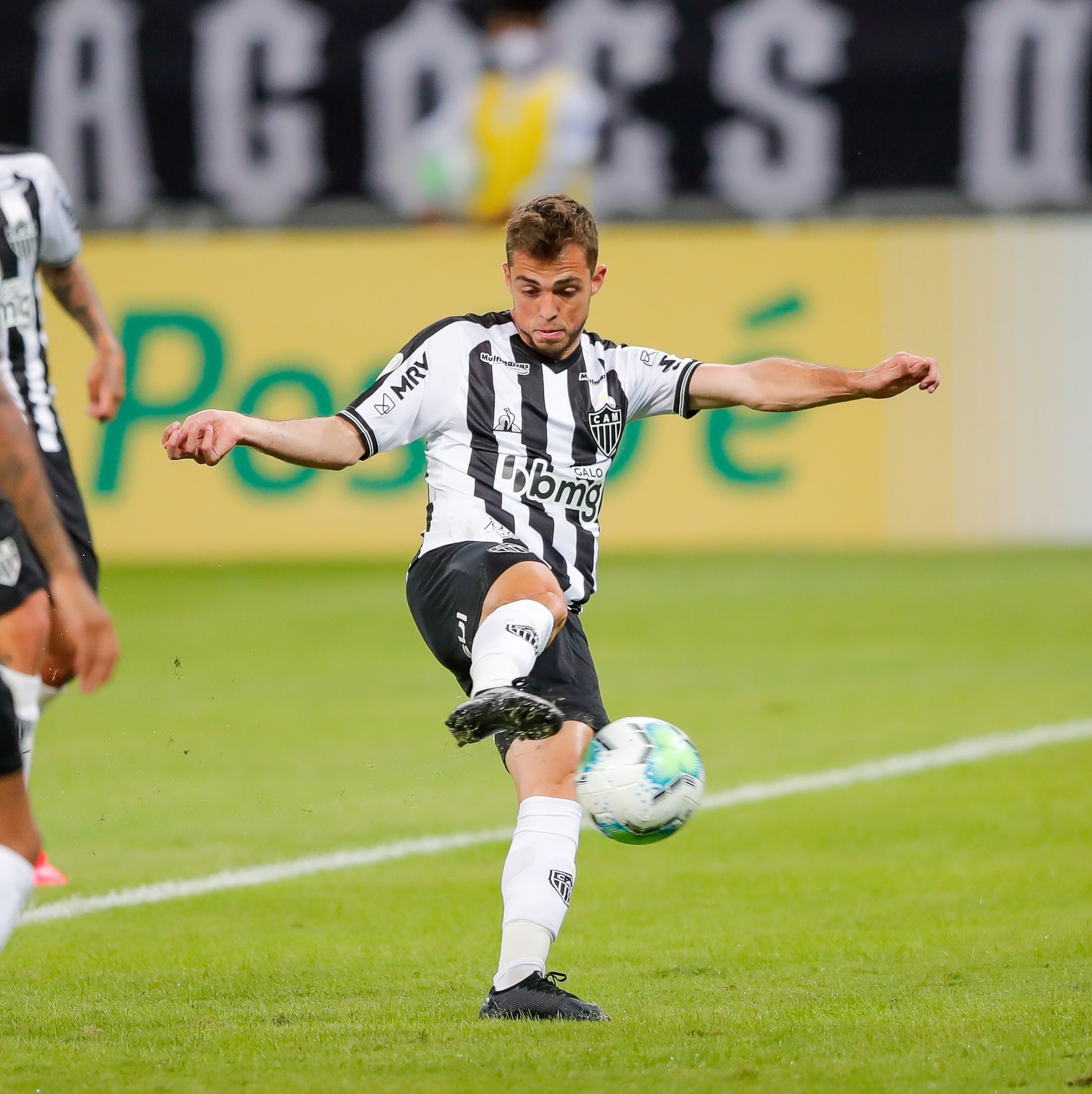 G O L A Ç O! 👏⚽ Hyoran fez um - Clube Atlético Mineiro