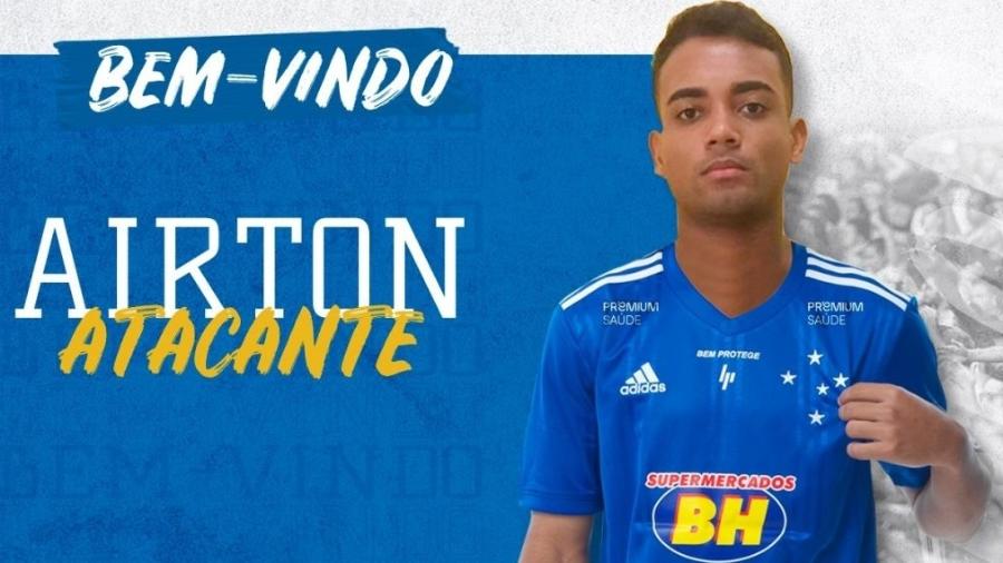 Airton, de 21 anos, assinou com o Cruzeiro até o final de 2023 - Reprodução/Cruzeiro