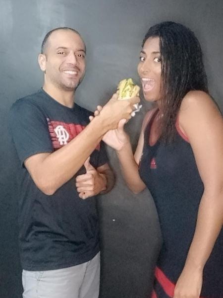 Casal Allex e Roberta criou delivery de lanches temáticos do Flamengo - Acervo pessoal