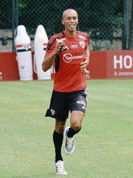 Miranda volta aos treinos no São Paulo - Felipe Espindola / saopaulofc