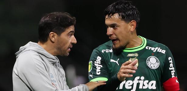 Abel mantém esquema com três zagueiros para partida contra o Flamengo.
