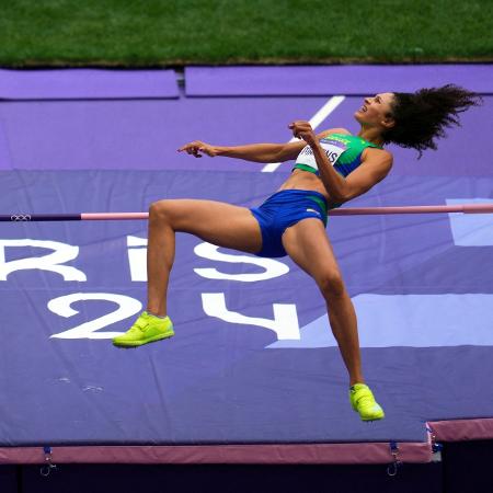 Valdileia Martins durante a fase classificatória do salto em altura dos Jogos de Paris-2024