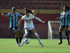 São Paulo empata com Grêmio e avança à semifinal do Brasileirão Feminino