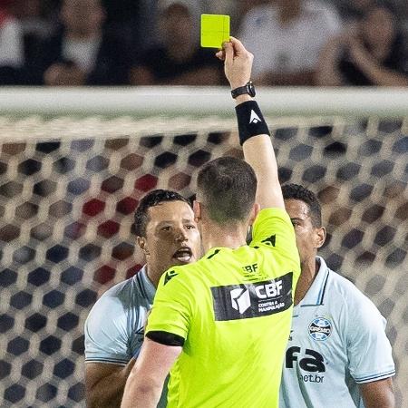 Marlon disparou contra a arbitragem de Lucas Casagrande após Bragantino 1x0 Grêmio