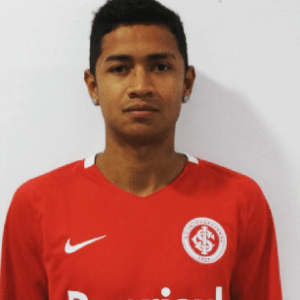 Wesley, lateral direito, contratado pelo Internacional - Divulgação - Divulgação