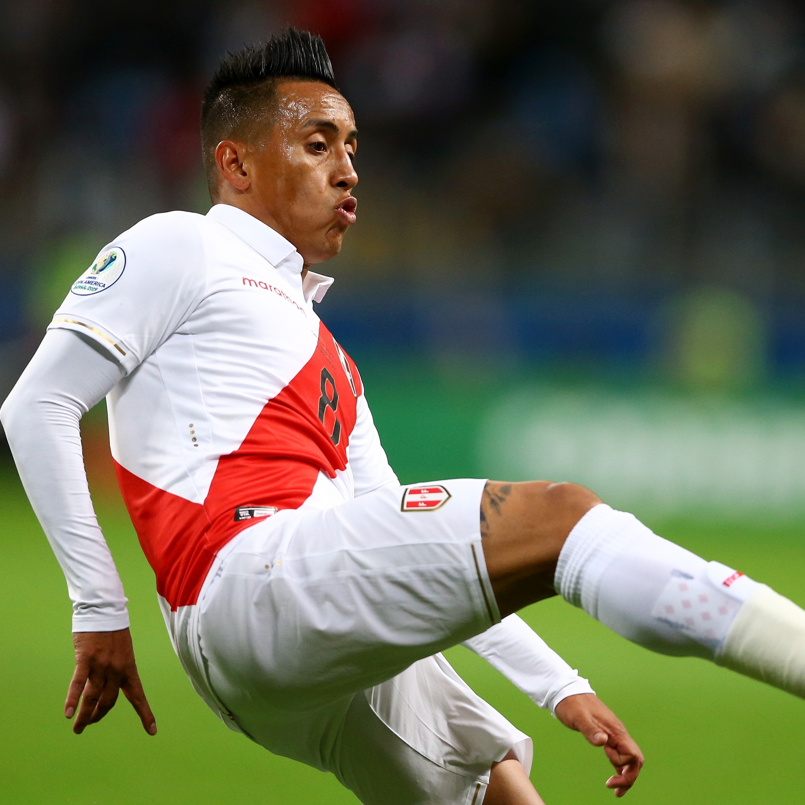 Copa América: Por que Cueva jogou com uma carta dentro da meia em