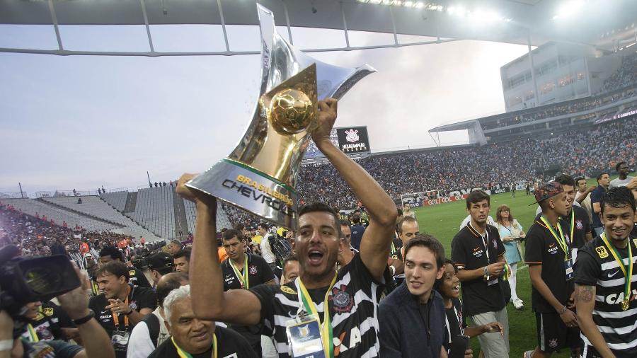 Lincom, atacante campeão brasileiro pelo Corinthians em 2015, atuou 33 minutos em três jogos da campanha - Daniel Augusto Jr./Ag. Corinthians