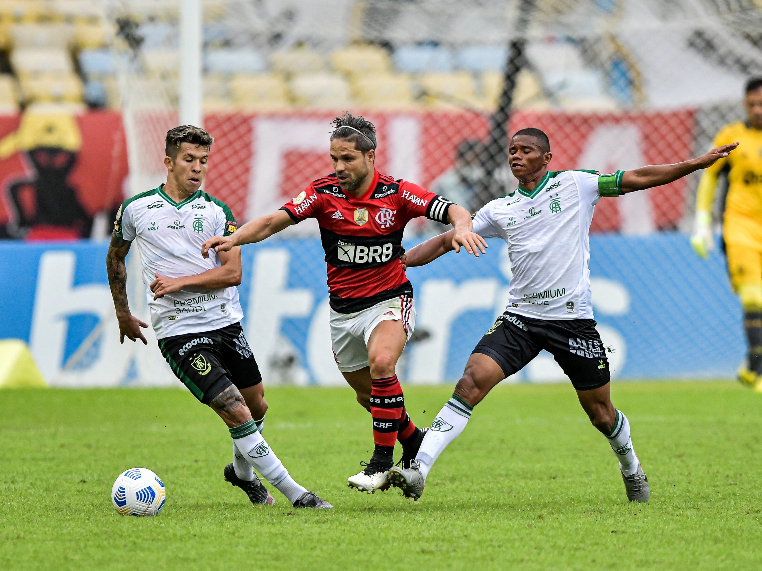 CBF divulga data e horário de jogos do Flamengo contra América-MG