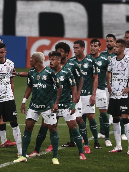 Corinthians e Palmeiras em ação pelo Campeonato Brasileiro - Ettore Chiereguini/AGIF