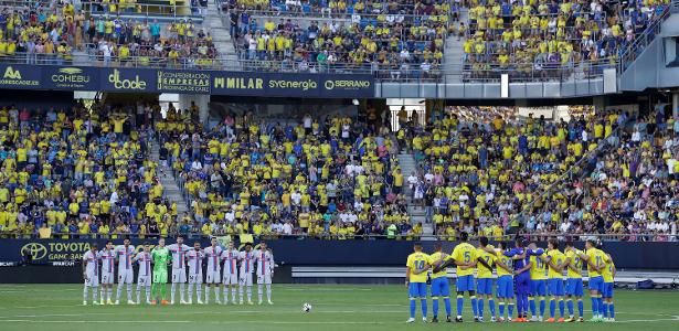 Barcelona-Cádiz suspendido después de que un fan se enfermara repentinamente