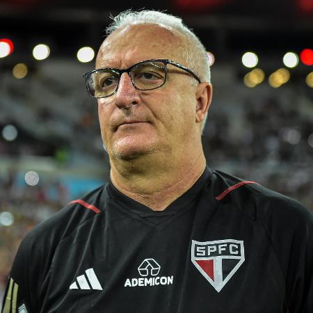 Dorival Júnior, técnico do São Paulo, durante jogo contra o Fluminense