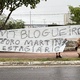 Torcedores do Santos protestam no CT, e pressão sobre Marcelo Teixeira aumenta
