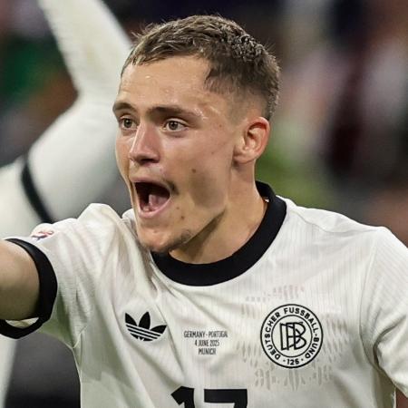 Wirtz comemora gol marcado pela Alemanha contra Portugal na Liga das Nações - Christina Pahnke - sampics/Corbis via Getty Images