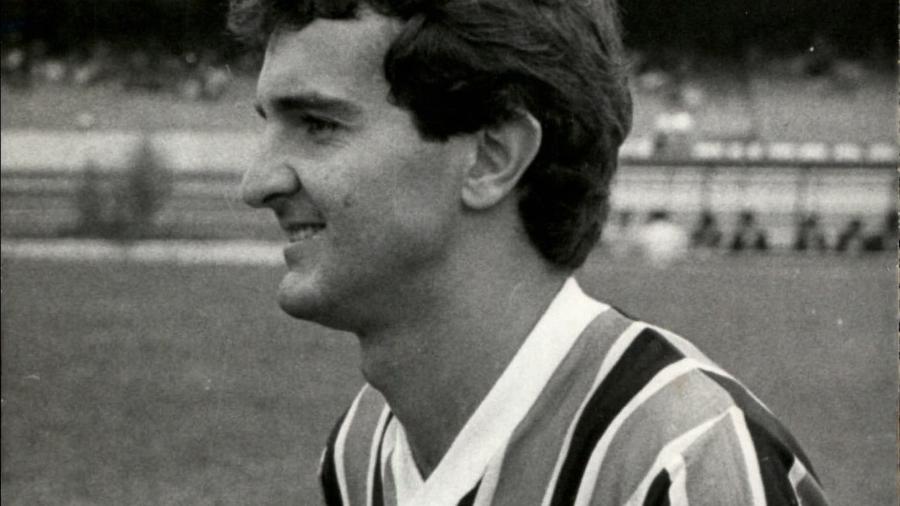 O meia Tita jogou pelo Grêmio em 1983, emprestado pelo Flamengo - Jorge Araulo/Folhapress