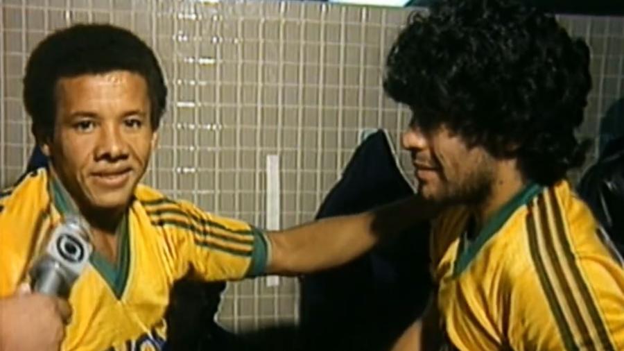 Jacozinho e Maradona em no jogo festivo de Zico em 1985 - Reprodução/TV Globo