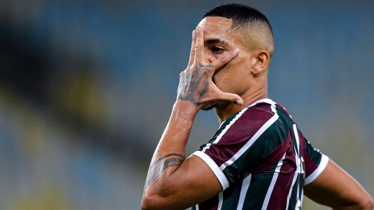 Gilberto marcou de novo sobre o Fla no título do Fluminense na Taça Rio - Thiago Ribeiro/AGIF - Thiago Ribeiro/AGIF