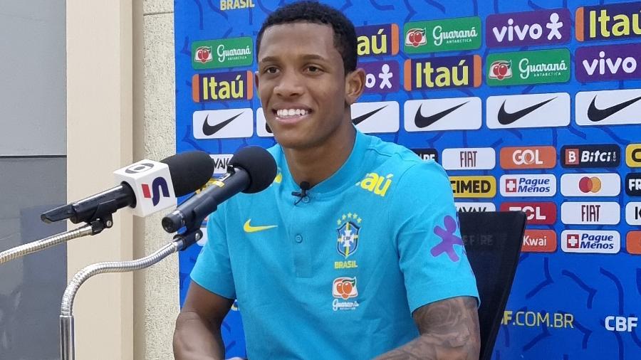 Danilo, do Palmeiras, dá a sua primeira entrevista na seleção brasileira principal - Danilo Lavieri/UOL
