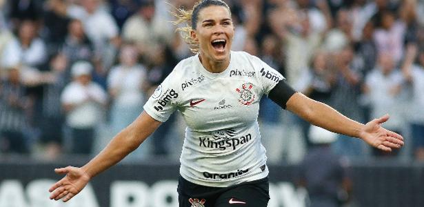 Com recorde de público, Corinthians vence Ferroviária e leva o