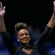 Brasil tem Rebeca Andrade em 2 aparelhos na busca por medalhas no Mundial