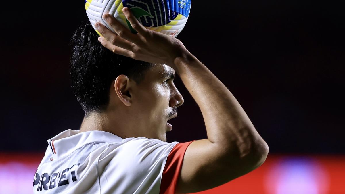 São Paulo libera Moreira e Hugo, dupla de cria da base, para ser emprestada