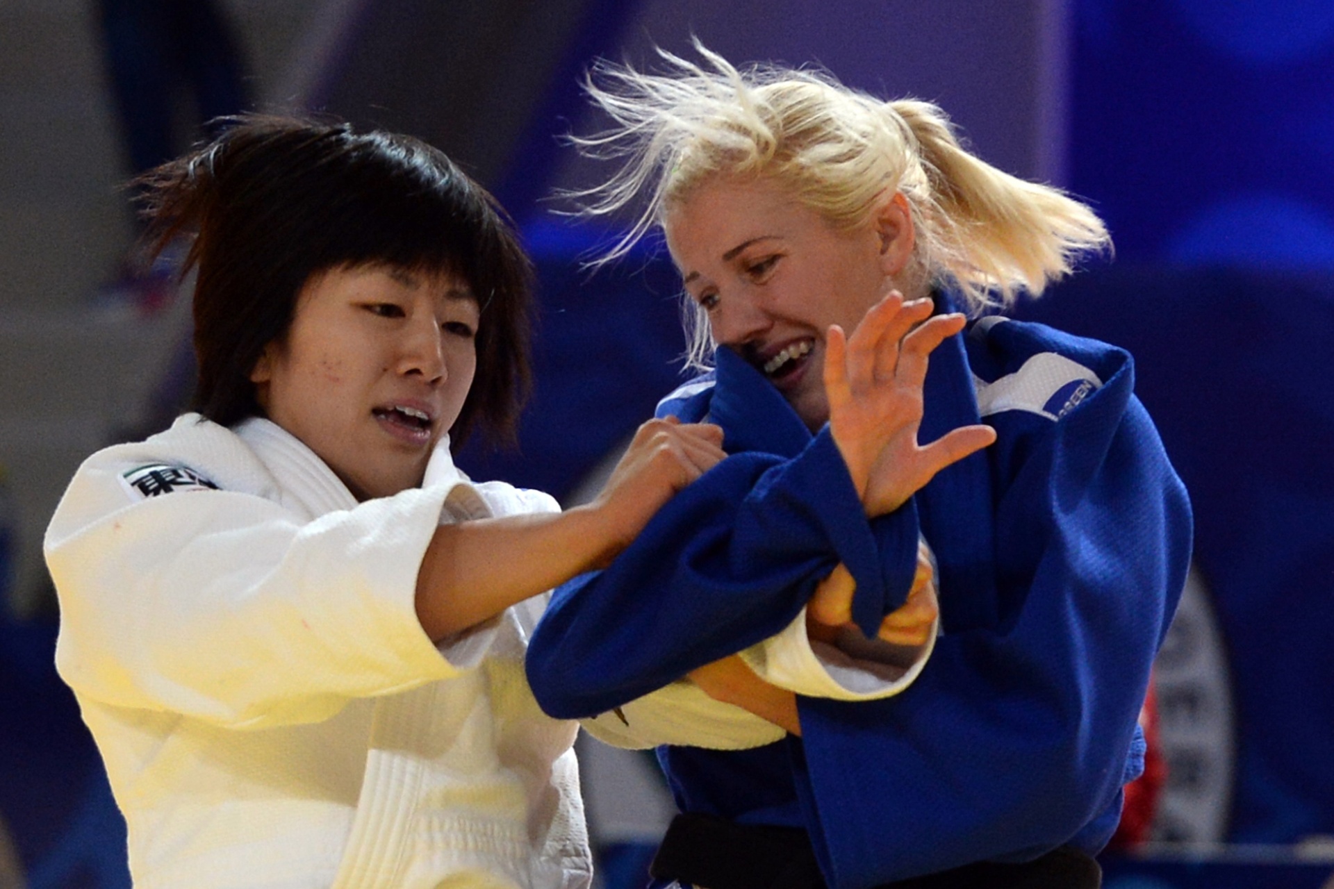 AFP PHOTO / VASILY MAXIMOV 