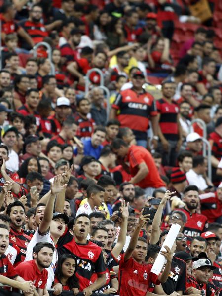 Torcida do Flamengo comparece em bom número ao Estádio Nacional Mané Garrincha para jogo contra o Fluminense pelo Campeonato Brasileiro 2018 - Staff Images/Flamengo