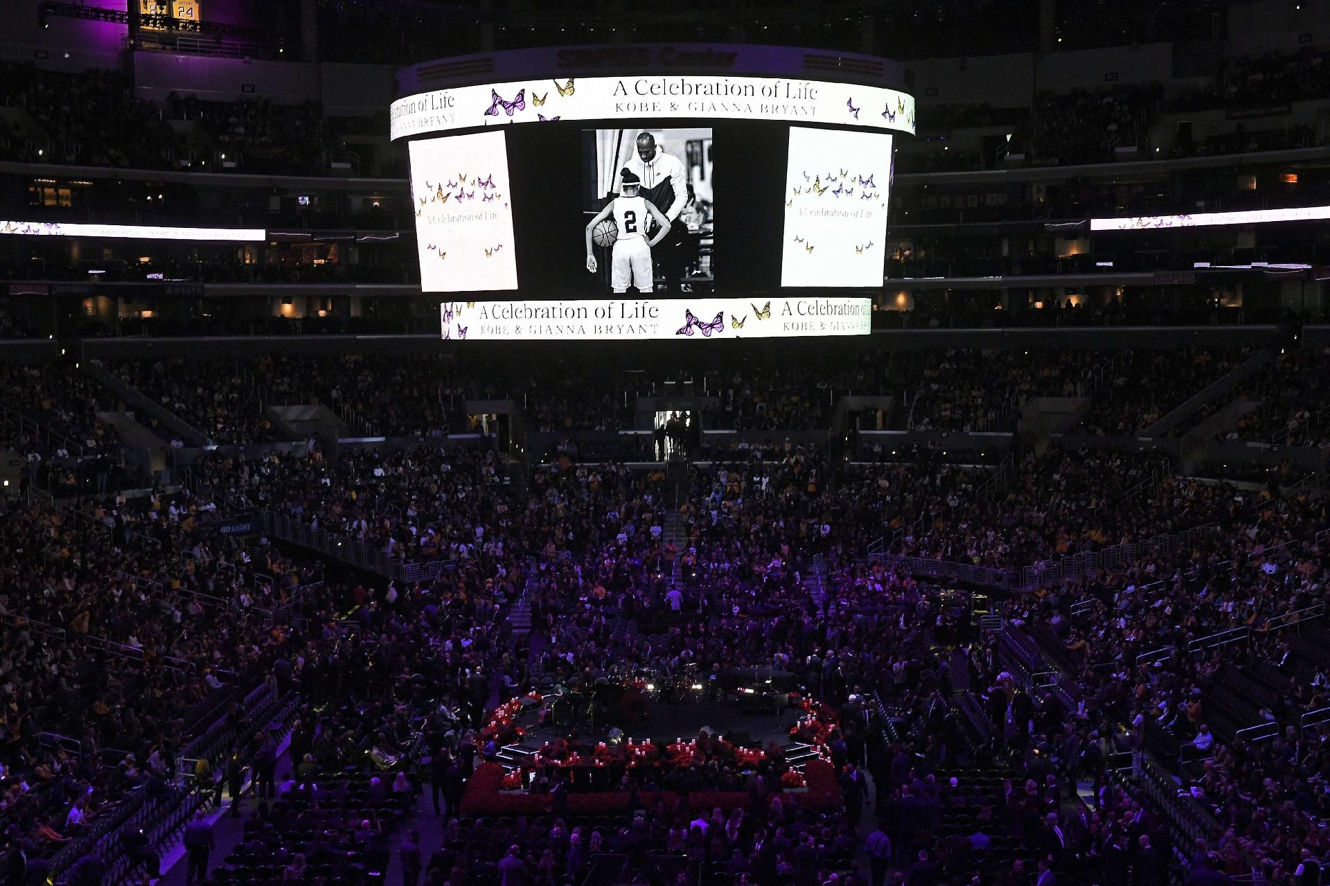 Kobe e Gianna: Cerimônia memorial emociona com fala de Vanessa Bryant e ...
