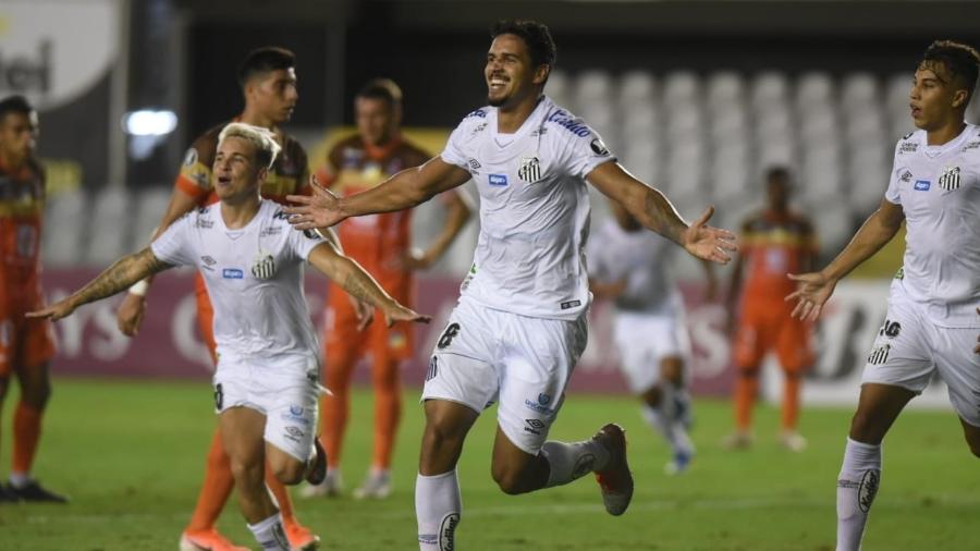 Lucas Veríssimo comemora gol na vitória do Santos contra o Delfín na Libertadores - Ivan Storti/Santos FC
