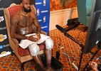 LeBron treina quatro vezes ao dia e faz dieta rígida para manter a forma