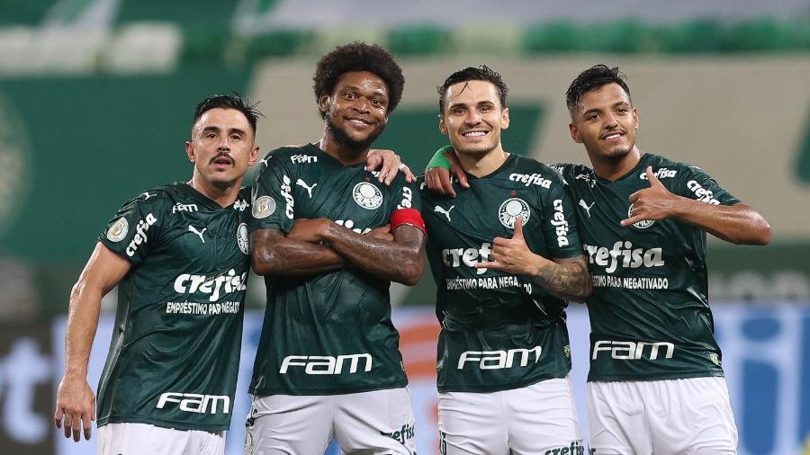 Willian, Luiz Adriano, Raphael Veiga e Gabriel Menino comemoram na goleada do Palmeiras - Cesar Greco