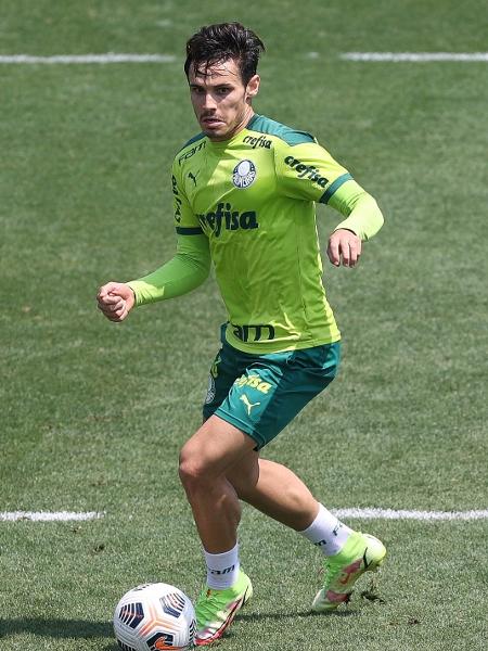 Raphael Veiga tem contrato com o Palmeiras até dezembro de 2024 - Cesar Greco/Palmeiras