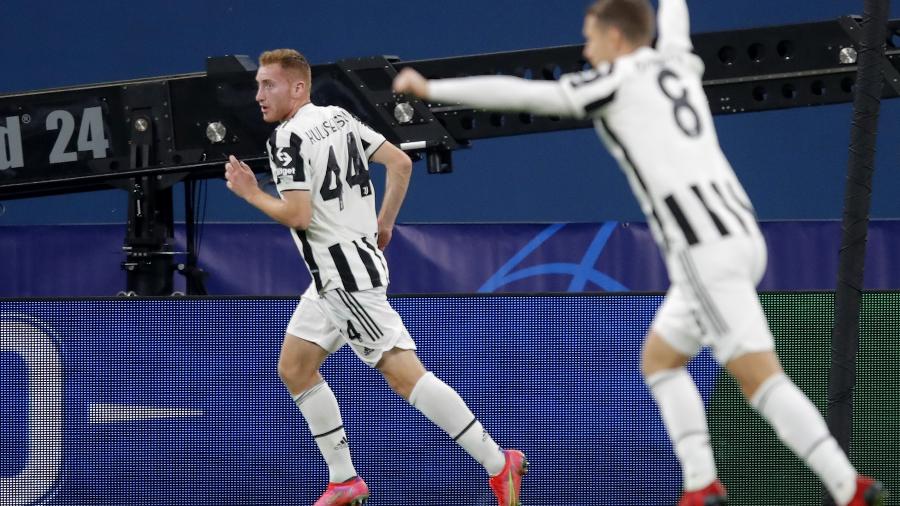 Kulusevski comemora gol da vitória da Juventus contra o Zenit na Liga dos Campeões - REUTERS