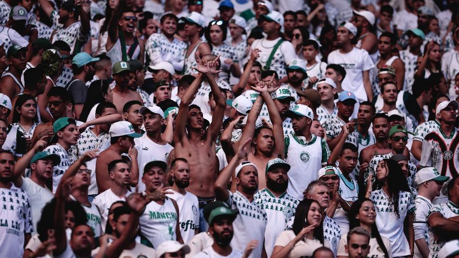 Torcida do Palmeiras comparece no Allianz Parque contra o Santo André - Ettore Chiereguini/AGIF