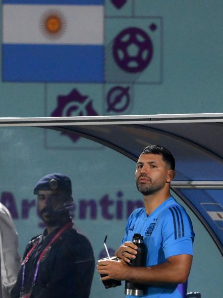 Sergio Aguero no treino da Argentina - PAUL ELLIS/AFP