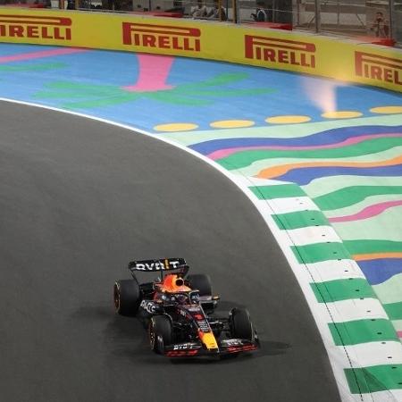 Max Verstappen durante o segundo treino livre do GP da Arábia Saudita - GIUSEPPE CACACE / AFP