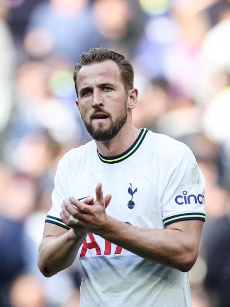 Harry Kane já pensa em deixar o Tottenham para aumentar chances de conquistar título - ADRIAN DENNIS/AFP