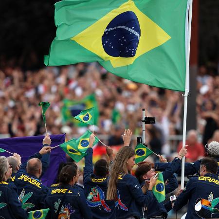 Time Brasil, durante cerimônia de abertura das Olimpíadas