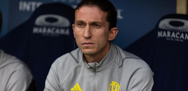 Solução ideal: Filipe Luís amplia lista de ídolos e técnicos do Flamengo
