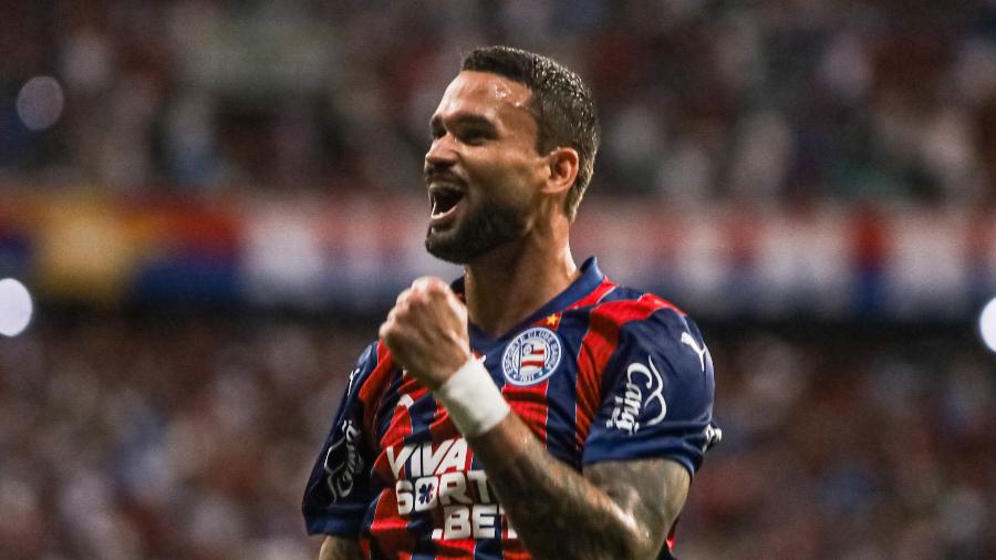 Willian José comemora gol em Bahia x São Paulo, confronto do Brasileirão Willian José comemora gol em Bahia x São Paulo, confronto do Brasileirão